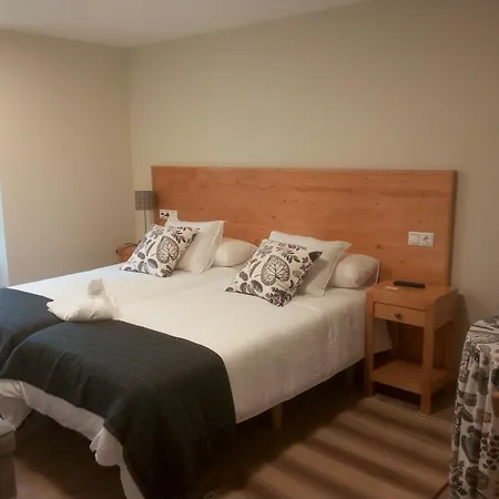 Country house O Cruceiro Valmaior